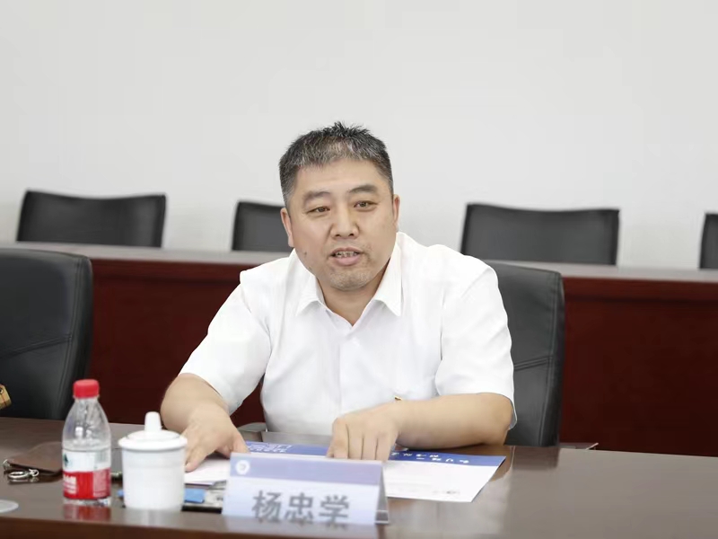 副校长杨忠学发言深圳市建设集团董事长黄海发言建筑工