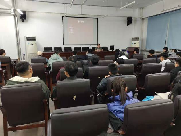 说明: C:\Users\Administrator\Desktop\杨胜宝\2培训会现场.jpg