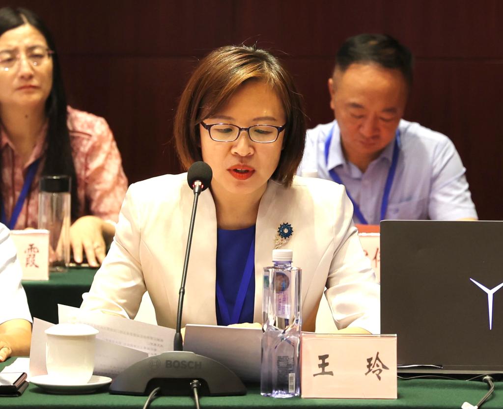 edb4f95cf0df1489c9a1e74d5251408