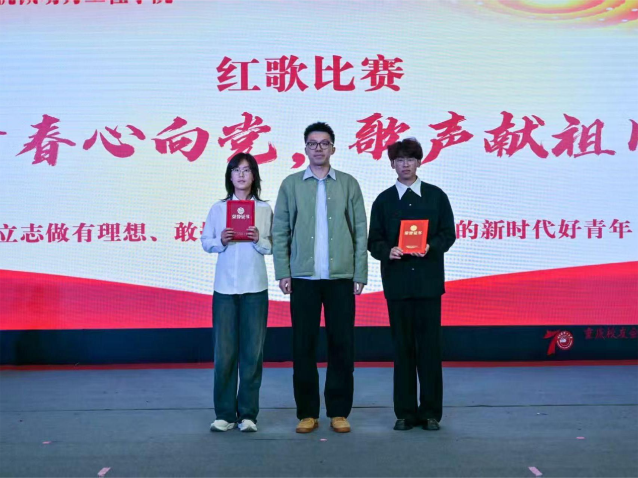 e432a5954a90f81f60c55727f6f5d4f3