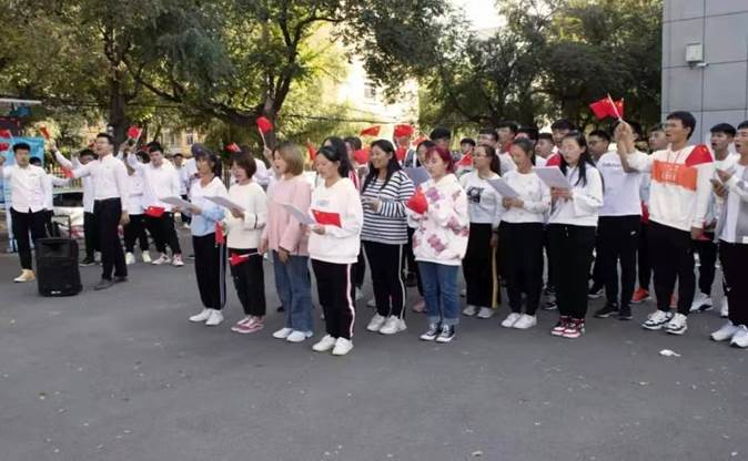 说明: cc06c50fc4f7b8d72ebaadba64e95b8